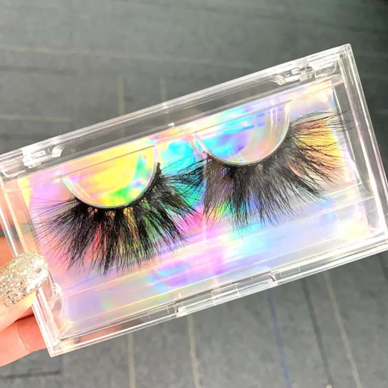 Why-Do-You-Need-To-Order-Lash-Boxes-When-Ordering-Eyelashes-17